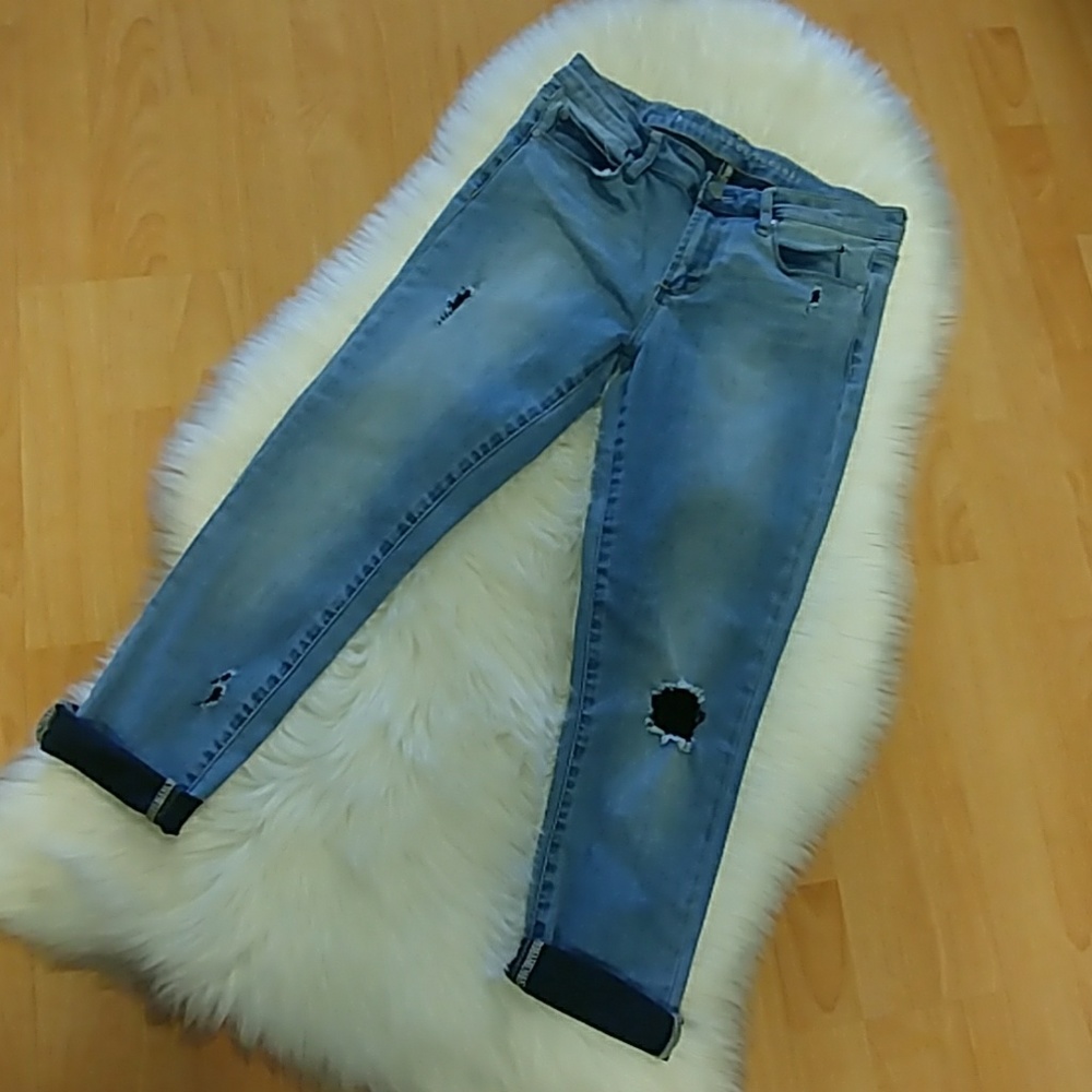 HP!!  🎉 Articles of Society Distressed Crop Jeans-#416
